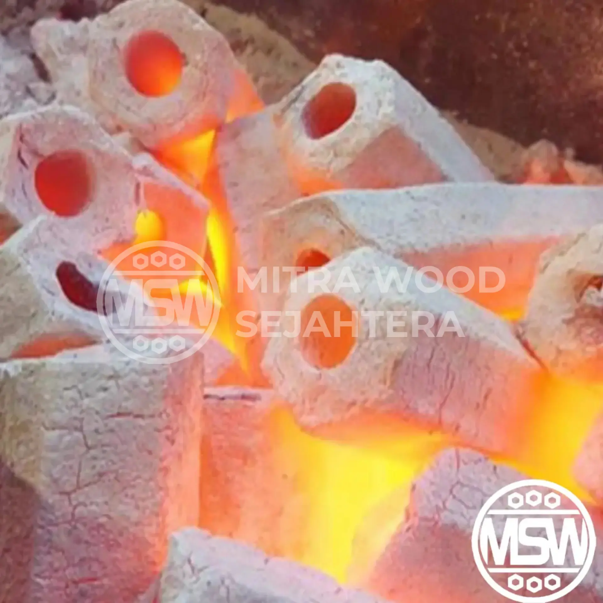 SAWDUST BRIQUETTES CHARCOAL (2)